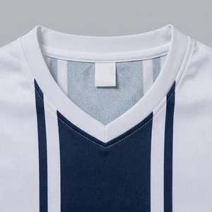 Camiseta de Fútbol de Manga Corta con Cuello en V a Rayas Azul Marino y Blanco para Hombre, Uniforme de Fútbol de Poliéster Sublimado, Camisetas Personalizadas con Logotipo del Equipo - Product Image 5