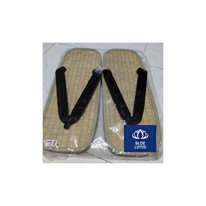 Chaussons en herbe écologiques et sûrs, à vente rapide, parfaits pour les hôtels, les spas et la marche décontractée sur la plage – En promotion - Product Image 1