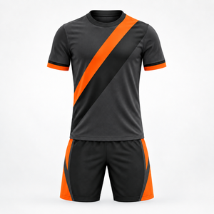 Ensemble de maillots de football personnalisés, imprimés numériquement, en polyester, uniforme de football à manches courtes, col rond, kit d'équipe, fabricant en gros - Product Image 5