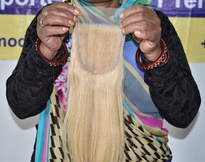 Indian <b>Cheap</b> Virgin Cuticle Aligned None Shedding 5*5 Closure Straight Blonde Color Temple Wave Style Human Hair <b>Extensions</b> - Product Image 1