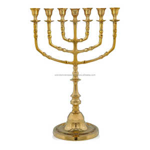 Bougie fantaisie dorée Menorah Luxury Best Quality Standard Wholesale Décorative Modern Candle Menorah Disponible par WONDER OVERSEAS - Product Image 4