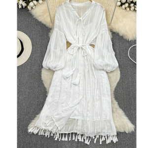 Vestido midi bohemio para mujer con borlas, cintura con lazo y paneles de encaje - Product Image 3