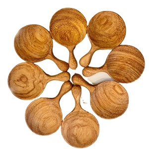 Cuillère doseuse artisanale en bois, fabriquée au Vietnam, en bois naturel, pour café et thé, avec logo gravé - Product Image 1