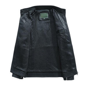 Blouson Biker Asymétrique Homme en Similicuir Noir Personnalisé Col Montant Poches Latérales Zippées Vente en Gros OEM Marque Privée Acheteur USA Nouveau - Product Image 3