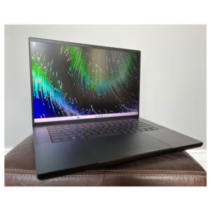 Nuevo Portátil para Juegos Blade de 16 Pulgadas con Pantalla OLED Ultrarrápida, Windows 10, Procesador Intel I5, 8GB de Memoria, Teclado Japonés Personalizado - Product Image 5