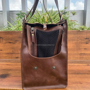 กระเป๋าใส่สัตว์เลี้ยงหนังแท้แบบปรับแต่งได้ ดีไซน์ทันสมัย ทนทาน ความจุขนาดใหญ่ เหมาะสำหรับการผจญภัยกลางแจ้ง - Product Image 4