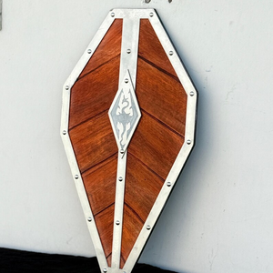Escudo de Madera Estilo Vikingo de 18 Pulgadas, Accesorio de Disfraz para Cosplay, Inspirado en el Mundo Nórdico Medieval, Decoración para Exhibición en Pared - Product Image 4