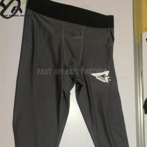Leggings de sport pour hommes personnalisés de haute qualité, leggings de musculation taille haute, collants de compression pour la gym et le sport pour hommes - Product Image 2