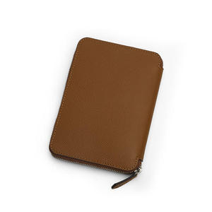 Porta Pasaportes y Tarjetas de Cuero PU Marrón con Cierre, Organizador de Documentos Delgado, Estuche de Almacenamiento Portátil para Viajes - Product Image 2