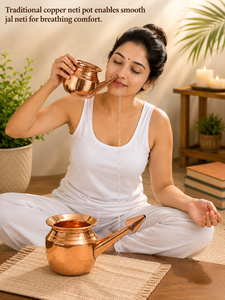 Jarra Neti Ayurvédica de Cobre Clásico con Patrón Sólido de 300 ml sin Tapa para Yoga e Irrigación Nasal - Product Image 1