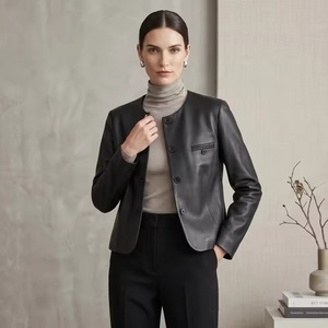 Nouvelle veste en cuir noir minimaliste pour femme, col rabattu, fermeture éclair, poches passepoilées, coupe classique, imperméable et respirante - Product Image 1
