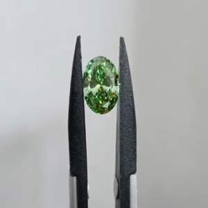 Diamante Ovalado de 2.43ct, Corte Fantasía, Verde Intenso, VS2, Cultivado en Laboratorio - Product Image 2