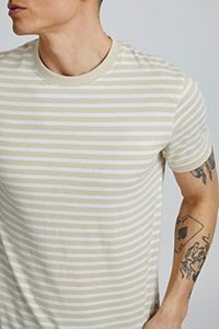 เสื้อยืดผู้ชายสไตล์เบสิคทันสมัย ทรงหลวม มีหลายสีให้เลือก เสื้อผ้าแบรนด์ชายแนวสตรีทแฟชั่น - Product Image 2