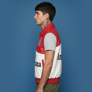 Chaleco de Cuero PU Rojo y Blanco para Hombre Lost Americana, Casual, con Cuello Camisero, Estampado por Transferencia Térmica, Decorado con Remaches, Resistente al Viento - Product Image 3