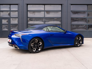 Lexus LC 500 2024 – Coupé de Lujo y Alto Rendimiento con Motor V8 y Diseño Impresionante - Product Image 3