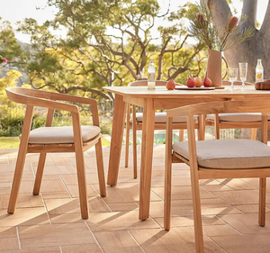 ชุดโต๊ะรับประทานอาหารกลางแจ้งไม้สักแท้ทันสมัย 6 ที่นั่ง พร้อมเก้าอี้มีที่วางแขนและเบาะรองนั่ง เฟอร์นิเจอร์รับประทานอาหารในสวนแบบมินิมอล - Product Image 5