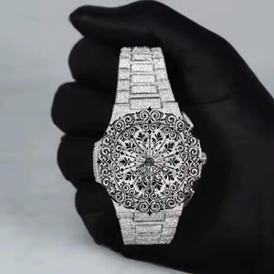 Montre de luxe pour femme en or avec boîtier en quartz de 40 mm, verre saphir, chronographe, fermoir pliant, design tendance, édition limitée, vintage - Product Image 2