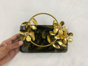 Youmeiya - Bolsos de Mano de Noche para Mujer al por Mayor, de Acetato, Plástico, Resina Acrílica, con Textura, con Cadenas, en Oferta en India - Product Image 6