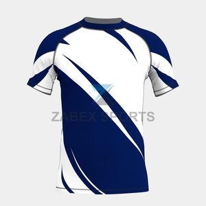 T-shirt de compression athlétique pour homme avec logo frontal en tissu extensible – Équipement d'entraînement pour les arts martiaux - Product Image 1
