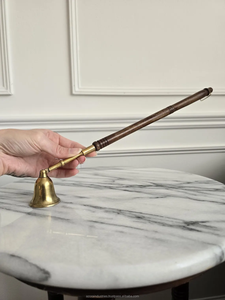 Éteignoir à bougie vintage en laiton et bois en forme de cloche Éteignoir à bougie vintage en laiton par Azora Industries - Product Image 6