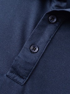 Nouveaux polos pour hommes en coton de haute qualité à manches courtes, avec logo personnalisé, pour la vente en ligne à prix abordable, bleu avec bordure blanche. - Product Image 6