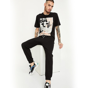 Pantalon de jogging à fermeture éclair pour homme, 60 % coton, 35 % polyester, 5 % élasthanne, coupe ajustée, certifié végan - Product Image 3