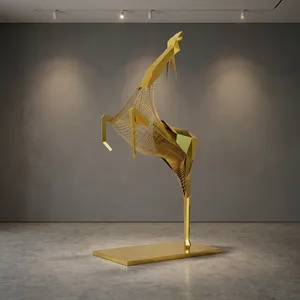 Escultura Moderna de Jirafa en Metal Dorado, Estatua Abstracta de Animal en Alambre, Decoración de Lujo para Sala de Estar, Hotel u Oficina, Decoración con Motivos Ecuestres - Product Image 2