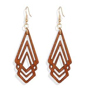 Pendientes de Madera con Corte Láser a la Moda, Ligeros, Estilo Boho, Joyería Colgante Tallada para Mujer, Accesorio Hecho a Mano y Ecológico - Product Image 5
