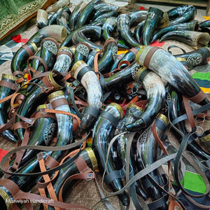 Cuerno que sopla de buey de alta calidad 100%, venta al por mayor y superventas con anillo de latón, cuerno que sopla con correa de cuero a bajo precio - Product Image 2