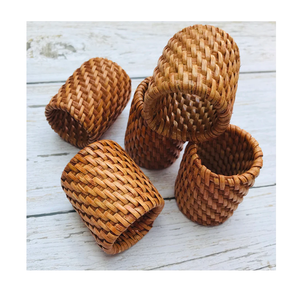 Anillos de servilleta de ratán tejidos a mano para otoño, perfectos para decoración de mesa, hechos a mano, personalizables en color y diseño. - Product Image 6