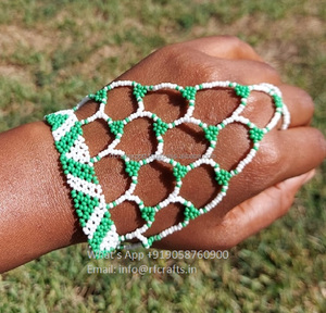 Perle de verre de style bohème ukrainien artisanal pour bracelet et manches Design tribal en couches multicolores religieux chrétien - Product Image 4