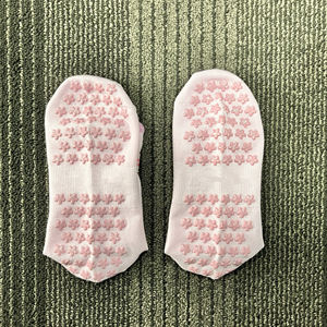 Women's Crew <b>Socks</b> Logo Jacquard Adjustable Anti-Slip Hearts Sole Cotton Knitted Spring Daily Wear Eco-Friendly Breathable - Product Image 4