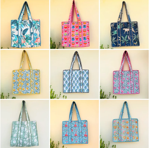 Umweltfreundliche Blumen-Baumwoll-Leichtgewicht-Strandtasche Handgefertigte Blockdruck-Stepptasche mit Praktischer Innentasche - Product Image 1