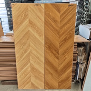 Vente directe d'usine, revêtement de sol <span class=keywords><strong>stratifié</strong></span> classe AC3, <span class=keywords><strong>parquet</strong></span> <span class=keywords><strong>stratifié</strong></span> <span class=keywords><strong>Chevron</strong></span> pour hôtel et maison - Product Image 6
