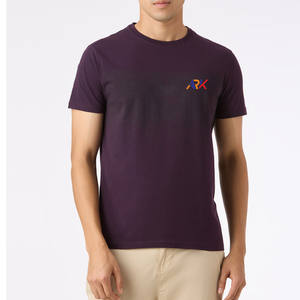Créez votre propre logo sur un t-shirt pour homme, col rond, style streetwear et décontracté, nouveau design. - Product Image 1
