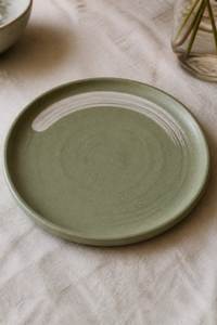 Assiette ronde en céramique vert menthe, finition mate sous glaçure, pour restaurant, fête, vaisselle de table - Product Image 1