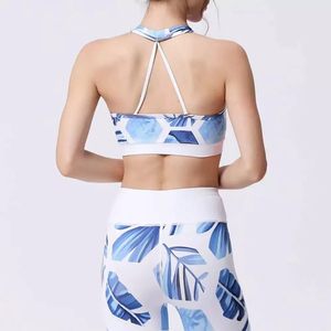 ชุดโยคะ 2 ชิ้น คุณภาพสูง ผลิตตามสั่ง MOQ ต่ำ เนื้อผ้าระบายอากาศได้ดี น้ำหนักเบา เอวยางยืด สำหรับผู้หญิง ชุดออกกำลังกายรัดรูป พร้อมโลโก้ด้านหน้า - Product Image 4