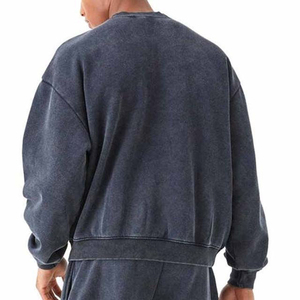 Sudadera Oversize Personalizada para Hombre con Lavado Ácido, Estilo Vintage, Cuello Redondo, Hombros Caídos, Estilo Hip Hop Streetwear - Product Image 4