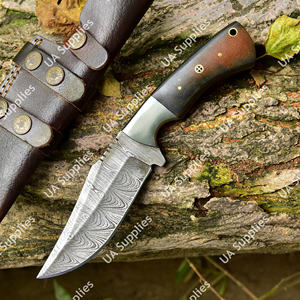 Couteau à lame fixe en acier Damas forgé à la main, personnalisable, pour la chasse, le camping et l'EDC, avec étui en cuir, vente en gros - Product Image 5