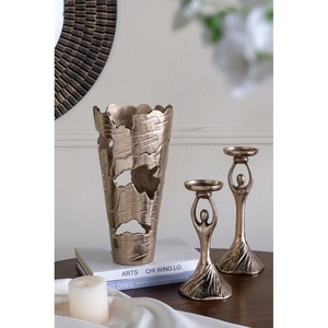 Vase de table contemporain en bronze et aluminium fait main, design découpé organique, centre de table décoratif moderne pour la décoration intérieure et les mariages - Product Image 4