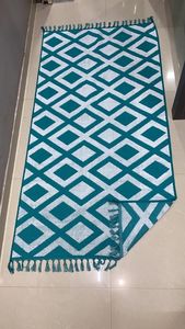 Pareo de playa Jacquard 2 en 1: Fabricante de toallas de poliéster y algodón con diseño de bufanda en la parte delantera y toalla en la parte trasera - Product Image 4