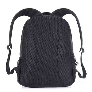 Sacs de football en tissu résistant avec large ouverture et fermeture éclair fluide – Sacs de sport - Product Image 6