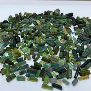 Meilleure tourmaline verte naturelle brute non taillée, spécimen en bâton, non poli, forme libre, Afghanistan, qualité AAA, vente en gros, qualité gemme - Product Image 4