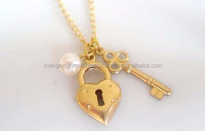 Venta superior hecha a mano letra A plata chapado en oro colgante boda joyería hecha a mano joyería para regalo del día de Navidad - Product Image 5