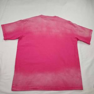 Ensemble T-shirt et short décontracté en coton dégradé pour homme – Col rond, manches courtes, idéal pour l'été - Product Image 2