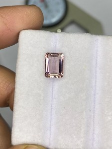 Tourmaline naturelle de couleur pêche, coupe octogonale, pierre précieuse 1,90 ct, 6,50x9,00 mm, pierre facettée non montée pour la fabrication de bijoux fins - Product Image 5