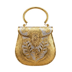 Bolso de Mano Tipo Clutch de Latón Hecho a Mano de Alta Calidad con Diseño de Mosaico Cruzado y Cierre Abierto, con Correa Individual para Mujer - Product Image 1