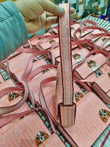 Bolsos de Noche con Cuentas Bordadas Personalizadas, Diseño Étnico Único, Hechos a Mano con Cuentas de Semillas, para Eventos Formales - Product Image 5