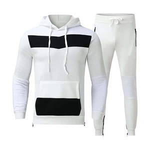 Conjunto deportivo de 2 piezas para hombre, pantalones de chándal y sudadera con capucha de tela suave de algodón de alta calidad, hecho en Pakistán. - Product Image 1
