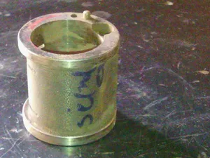 Services de fonderie de pièces en bronze sur mesure, finition sablée, pour applications à moyenne pression, allant de 1 à 12 pouces. - Product Image 3